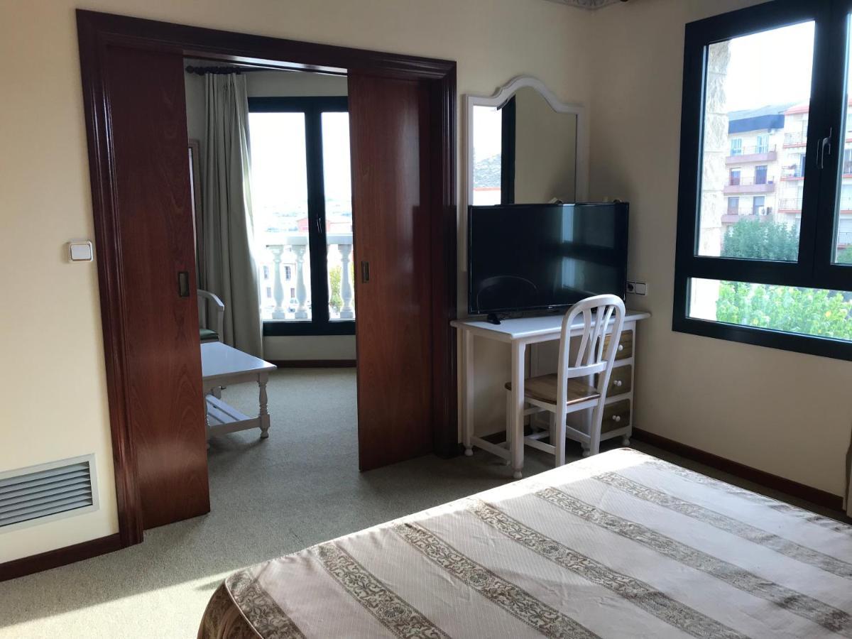 Hotel Magallon Каспе Екстер'єр фото