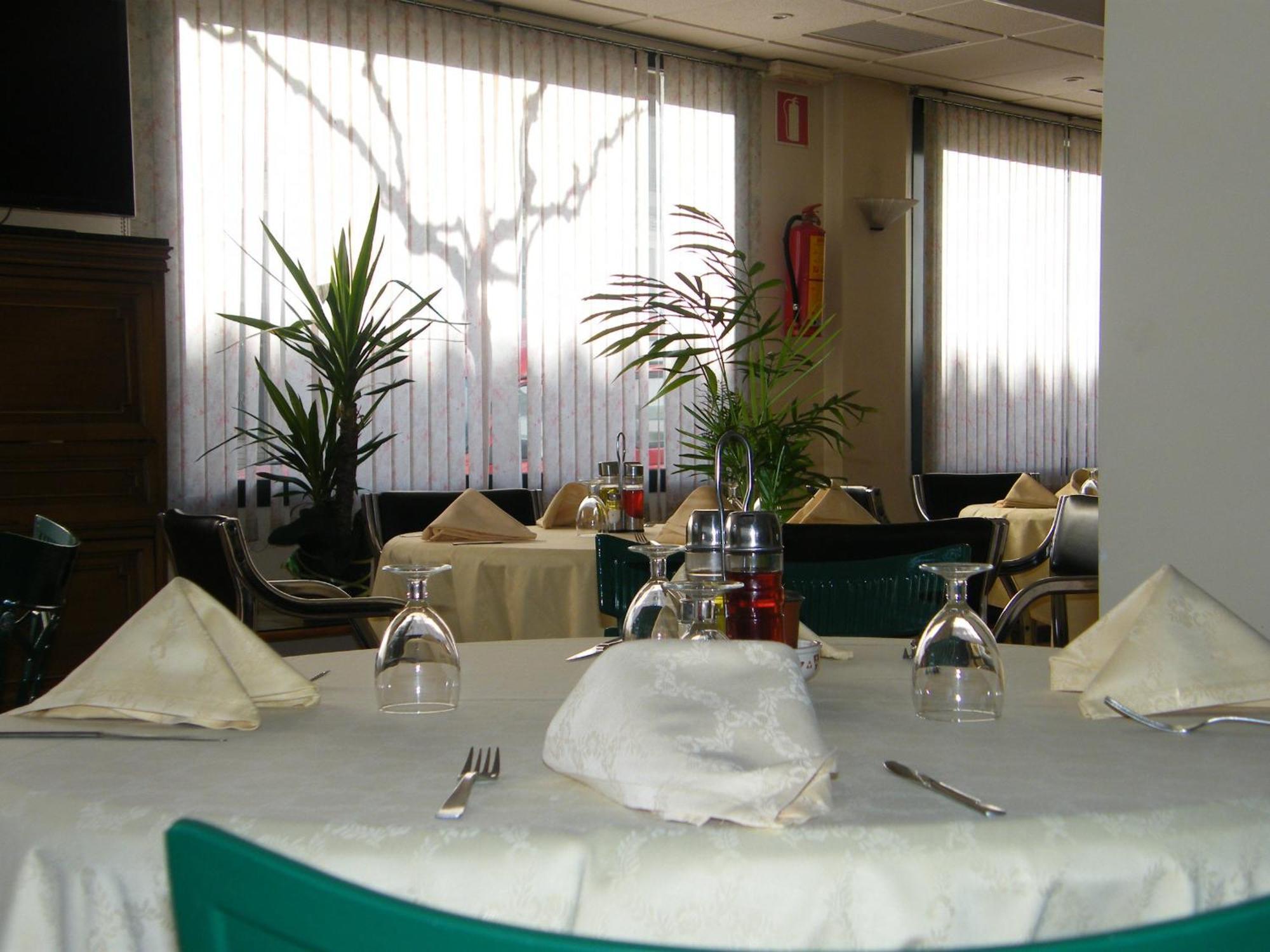 Hotel Magallon Каспе Екстер'єр фото